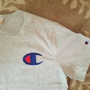 champion tshirt